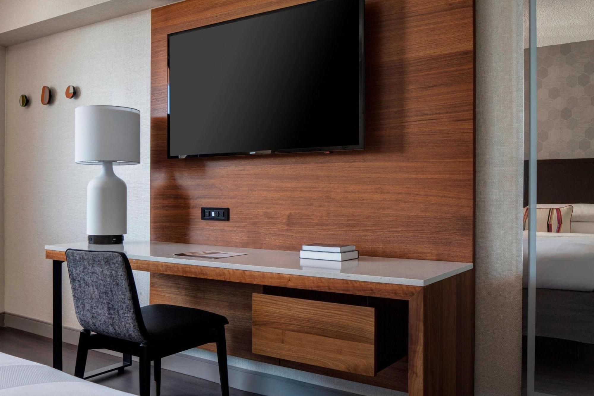 Hotel New York Laguardia Airport Marriott Exterior foto