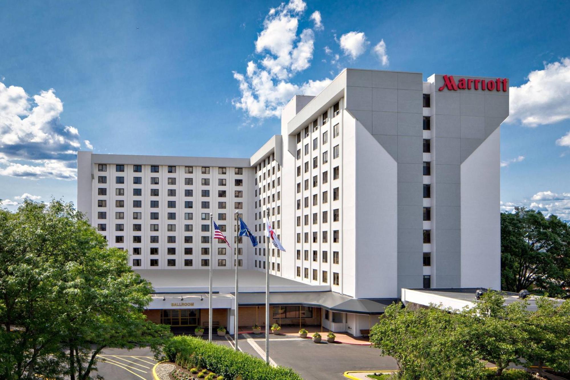Hotel New York Laguardia Airport Marriott Exterior foto